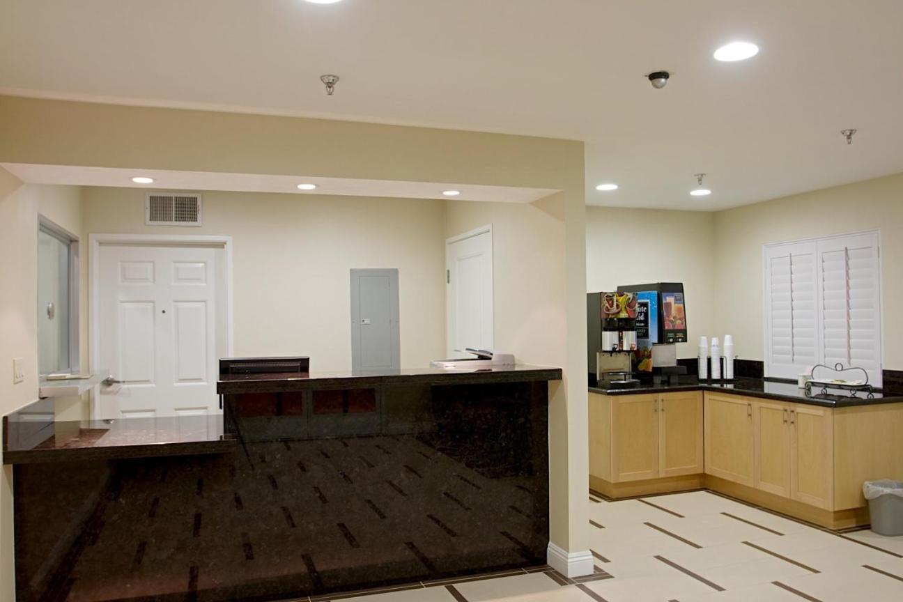 Burbank Inn And Suites Interiér fotografie