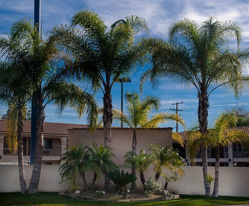 Burbank Inn And Suites Exteriér fotografie